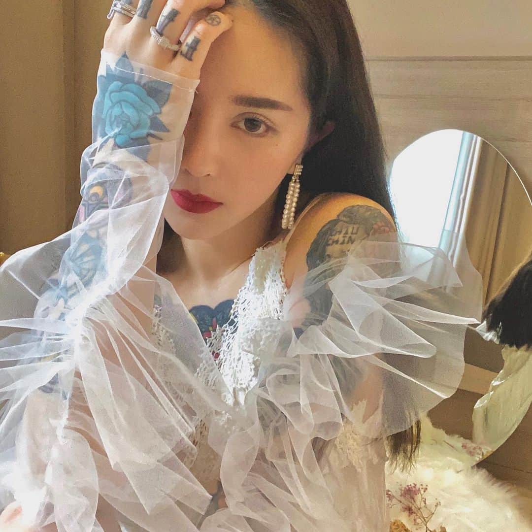 Abby Chenのインスタグラム：「心定人靜。」