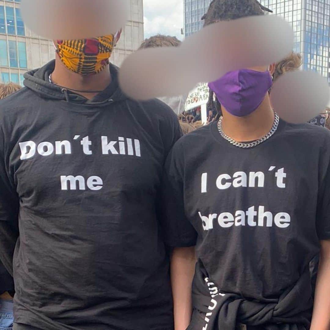 Dazed Magazineさんのインスタグラム写真 - (Dazed MagazineInstagram)「Berlin is asking too 🗣🗣🗣 See more from the German capital’s solidarity #BlackLivesMatter demonstration today in our stories 📲 📷 @caryshuws and @oliveduran」6月7日 7時11分 - dazed