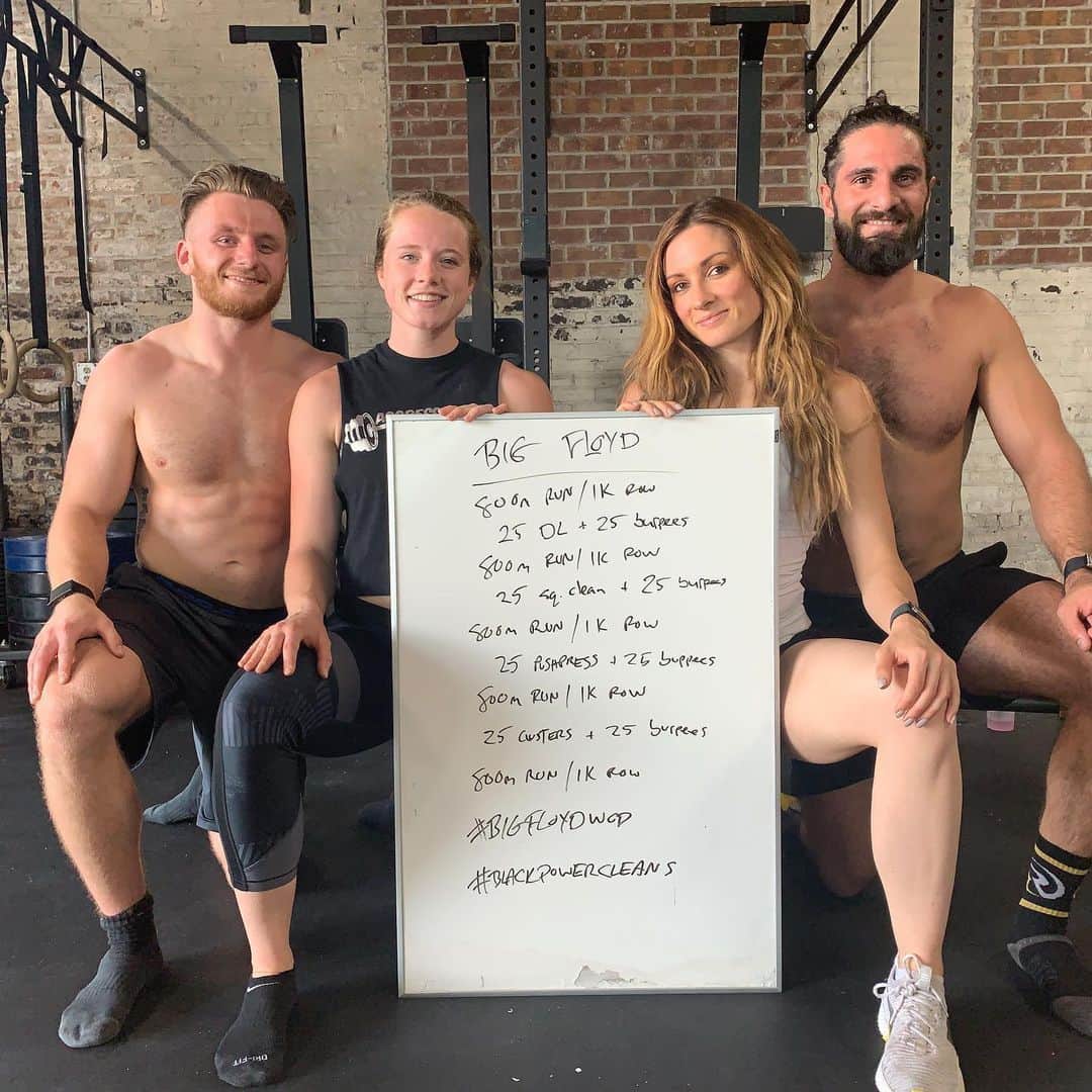 レベッカ・ノックスのインスタグラム：「#bigfloydwod today with @wwerollins @abbie.hoeg  @thetravistitan  #blacklivesmatter #blackpowercleans」