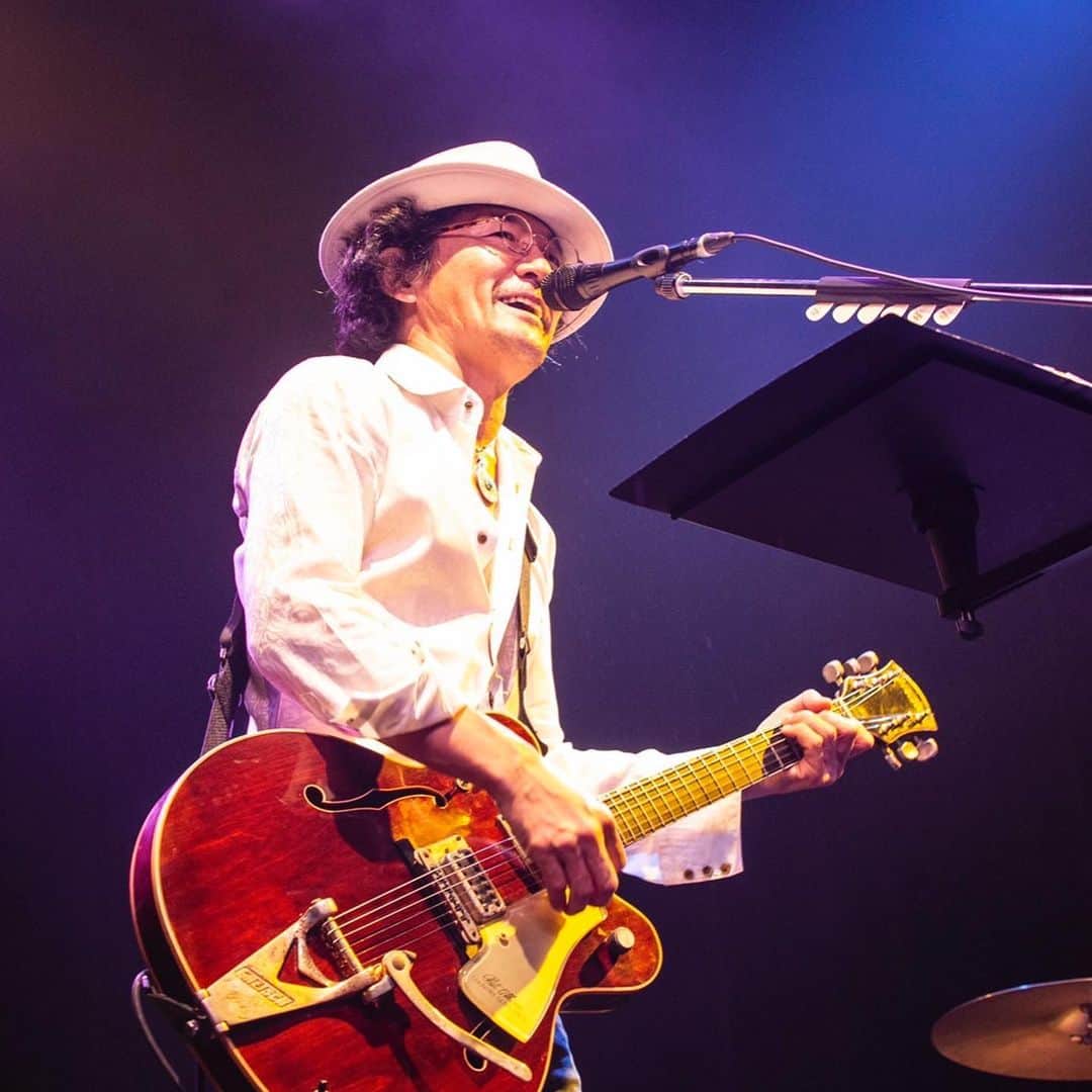 栗田善太郎のインスタグラム：「今週のCROSS FM URBAN DUSKは豪華なゲスト3組に生電話出演を予定してます！ 6/8(月)山口洋(HEATWAVE) @heatwave1979  6/9(火)Kan Sano @k.an.s.an.o  6/10(水)TOSHI-LOW(OAU) @oau.jp  そして土曜日のCROSS FM MUSIC AMPには日高央(THE STARBEMS)  @hidakatoru さんへのリモートインタビュー収録をOA! LIVE@HOMEには藤井一彦(THE GROOVERS) も！！」