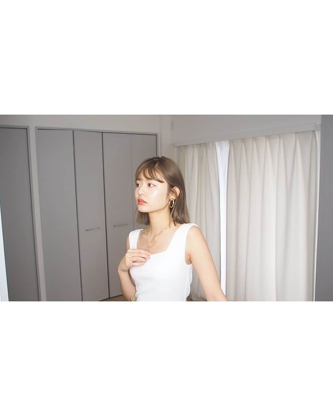 古畑星夏さんのインスタグラム写真 - (古畑星夏Instagram)「⠀ YouTubeで春夏の1週間コーデ作ってるんだけど、 ⠀ 春過ぎちゃうよね😭とか思いつつ （現に過ぎてるし…） ⠀ アイテム可愛いし、プチプラも入ってるから少し春服入ってて紹介しても皆んな的に大丈夫？？😢 ⠀ 生地感は薄めだから日焼け対策としても着れるかなと☀️ #YouTube#ootd#sos」6月7日 16時08分 - starandsummer