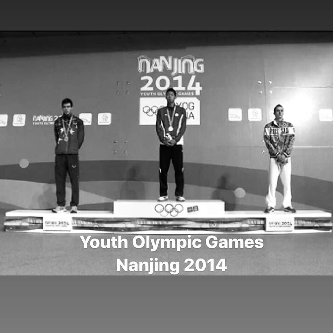 渡辺一平のインスタグラム：「Youth Olympic Games Nanjing 2014 🥇  #大分県　 #佐伯鶴城高校水泳部  #ミズノスイム  #ldhsports」