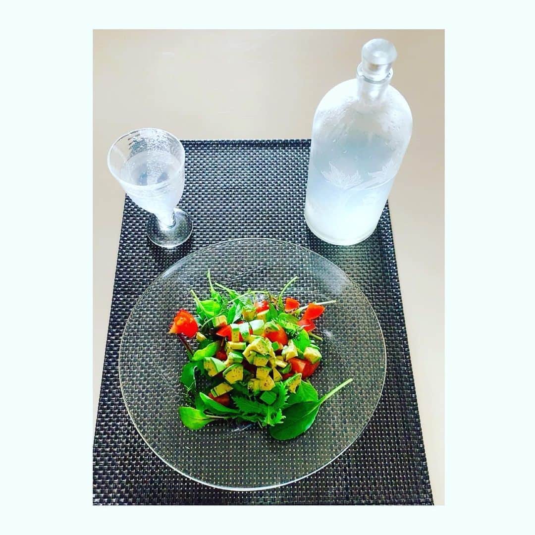 渡邊由貴さんのインスタグラム写真 - (渡邊由貴Instagram)「Today’s Sunday Breakfast 🥞  chopped salad 🥗  #breakfast  #sarada #choppedsalad  #everydayenjoy #enjyoinglife #sundaymornings #sunday #sunday」6月7日 11時08分 - yukiwatanabe788