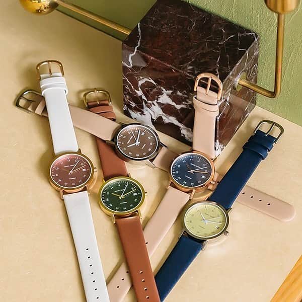 TiCTACさんのインスタグラム写真 - (TiCTACInstagram)「「DANISH DESIGN」各¥16,000+tax  北欧デンマークのシンプルモダンなスタイルが魅力のダニッシュデザイン。柔らかなニュアンスカラーの新作は男女を問わずお使いいただける35㎜径、ペアウォッチにもおすすめです。 ・ 二人の記念日にお揃いの腕時計を。一緒の時も離れている時も、いつも身に着ける腕時計が二人の時間を繋ぎます。 #DanishDesignwatches  #ダニッシュデザイン #tictac #チックタック #時計 #腕時計 #北欧デザイン #北欧スタイル #プレゼント #ギフト #時計好き  #腕時計倶楽部  #腕時計くら部 #デンマーク #denmark #誕生日プレゼント時計 #記念日プレゼント時計 #クリスマスプレゼント時計 #pairwatch  #ペアウォッチ  #おそろいの時計 #お揃いの時計 #時計お揃い #時計おそろい #チックタック時計店 #結婚記念日時計  #二人の記念日時計 #結婚記念日プレゼント #時計クリスマスプレゼント @danish_design.japan」6月7日 11時28分 - tictac_press