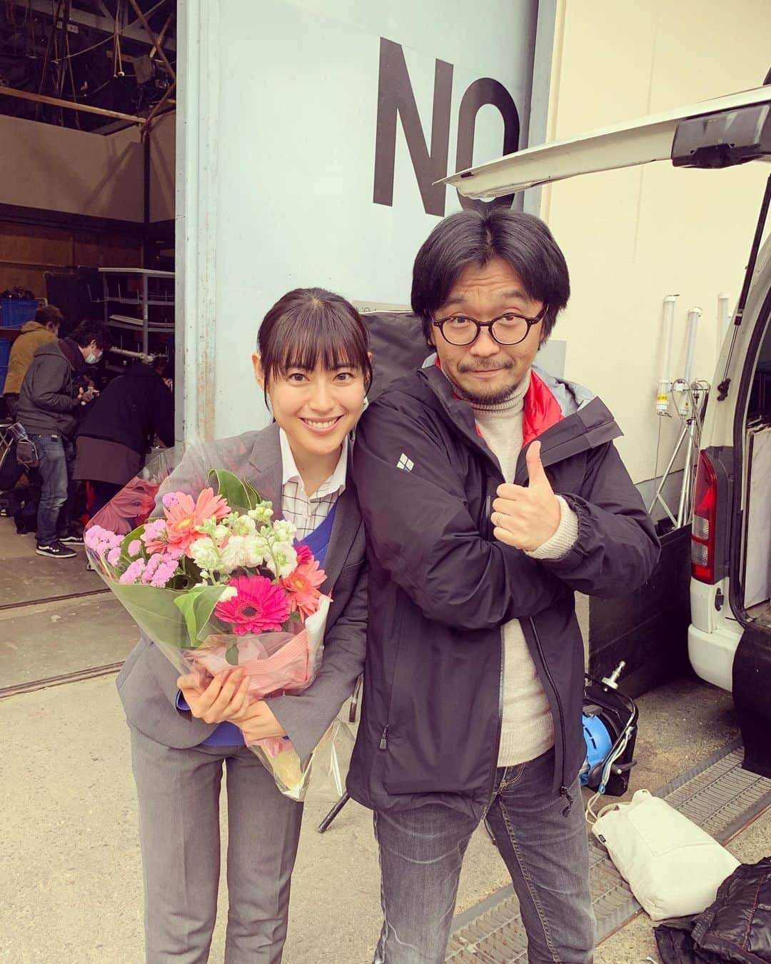 瀧本美織のインスタグラム：「本日よる9時〜「刑事ゼロスペシャル」‼️ぜひ観てくださいね💛 及川監督と😆  Today at 9am-"Keiji Zero Special"! Please watch it 💛 with the director.  今晚9:00播出【刑警zero】请看一下💛 .  #ドラマ  #刑事ゼロ  #スペシャル  #2」