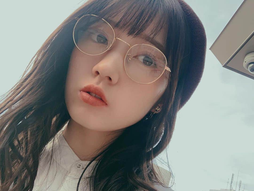 山岸理子のインスタグラム：「* 髪の毛の長さ迷い中。 ・ ・ ・ ・ #tsubaki_factory #山岸理子 #髪の毛 #長さ #迷い中 #どのくらいが好きですか」
