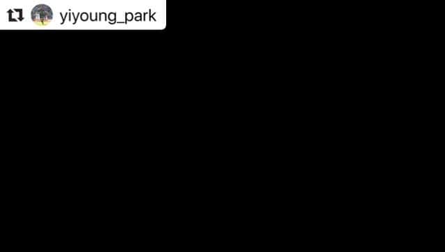 マルク・ホルンシュのインスタグラム：「#Repost @yiyoung_park with @make_repost ・・・ #notoracism ✊✊🏻✊🏽✊🏿 ⠀ Please share this video that more people can see ⠀ Special thanks to my people @jaesung17 @marchornschuh91 @samim.n91 @lindatainment @djen_94 @nocups @n_chloe_n @mngeni35 . Directed by @yiyoung_park Produced by Heunggon Cho ⠀ Place provision: @kaffee_aramo_roasters ⠀ Song: Keys of Moon Music - Warm Memories Follow Artist: https://soundcloud.com/keysofmoon Music promoted by DayDreamSound: https://youtu.be/CzQT0JWCYKs ⠀ #noracism #appreciative #different #diverse #human #friends #equal #love #stopracism #respect #tolerance #solidarity #black #blacklivesmatter #alllivesmatter #justice #georgefloyd #language #skin #culture #world #united #freedom #wearemore #menschlichkeit #letsmakeachange #인종차별 #우리모두의문제」