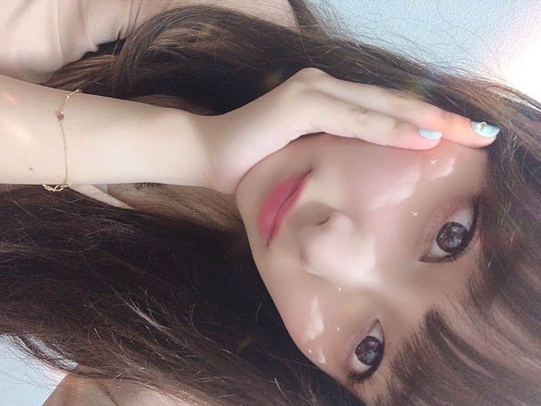 牧内莉亜さんのインスタグラム写真 - (牧内莉亜Instagram)「☁️☁️☁️ #雲メイク #100投稿目だ #みなさん #いつも見てくださって #ありがとうございます」6月7日 16時32分 - ria_makiuchi_official