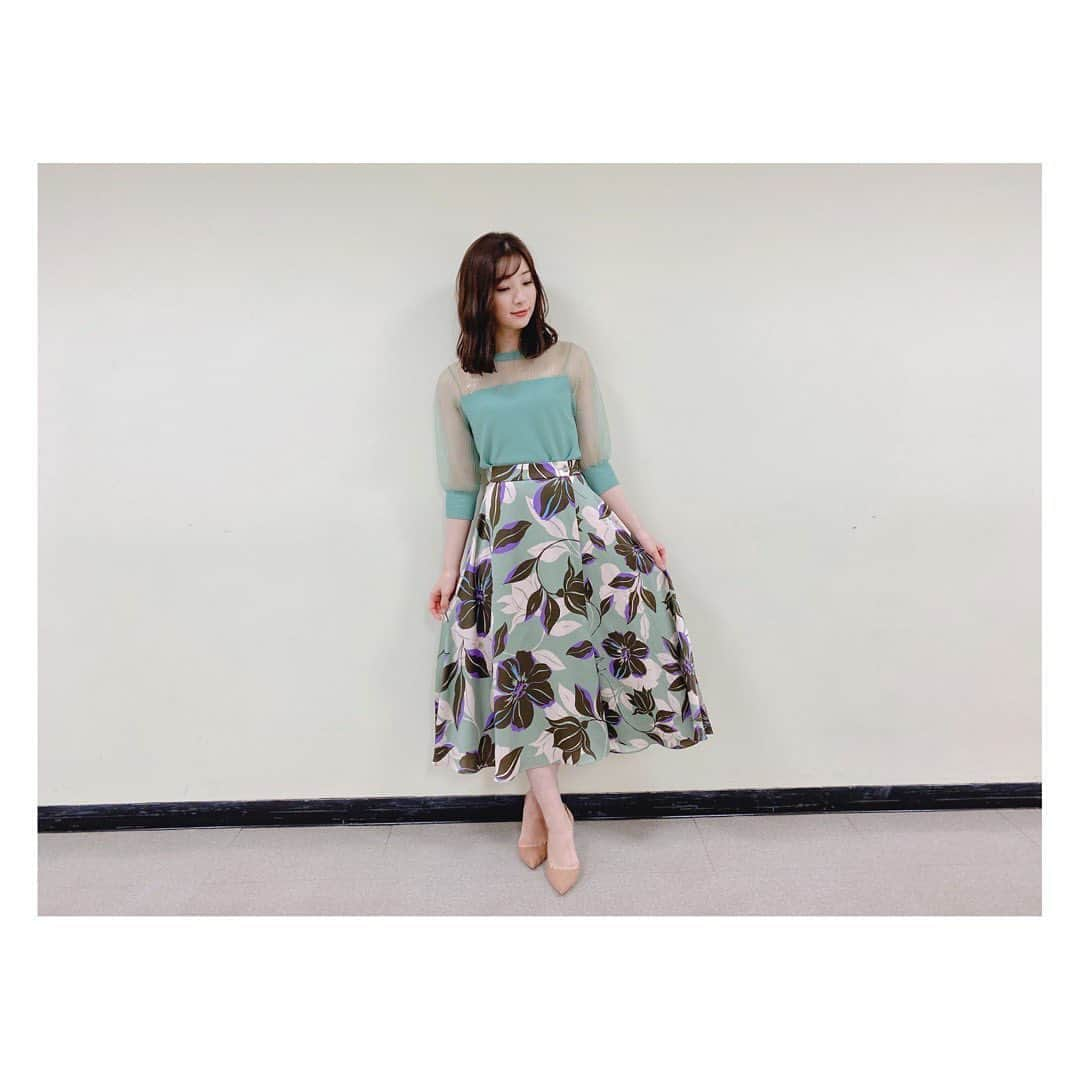 足立梨花さんのインスタグラム写真 - (足立梨花Instagram)「土曜スタジオパーク👗﻿ ﻿ トップス﻿ スカート﻿ #GRACECONTINENTAL」6月7日 17時21分 - adacchee