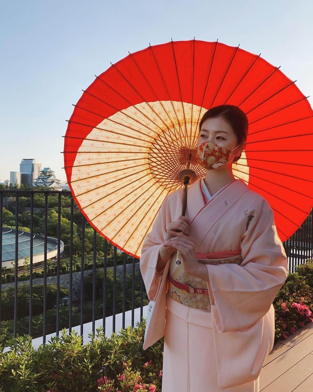 のインスタグラム：「. . 👘🇯🇵🇺🇸🇨🇳🇰🇷 . #着物#和装#読売テレビ#そこまで言って委員会#そこまで言って委員会np#ytv . . 沢山沢山、気付いて下さって。 . メッセージや写真、動画まで送って下さった皆様。 ぜーんぶ、嬉し涙を流しながら〜見てます！ 有難うございます☺️ . . 現場でお世話になった皆様 本当に、有難うございました！ . もっともっと、精進します✨ . #model#fashionmodel#모델#和装モデル#webモデル#フリーランス#freelance#福井千佳#chika_fukui#インフルエンサー#beauty#picoftheday#japan#handmadeaccessory#ハンドメイドアクセサリー#いいね返し#패션#좋아요#좋아요반사#좋아요환영#팔로우미#팔로미#뷰티스타그램#chika_work」