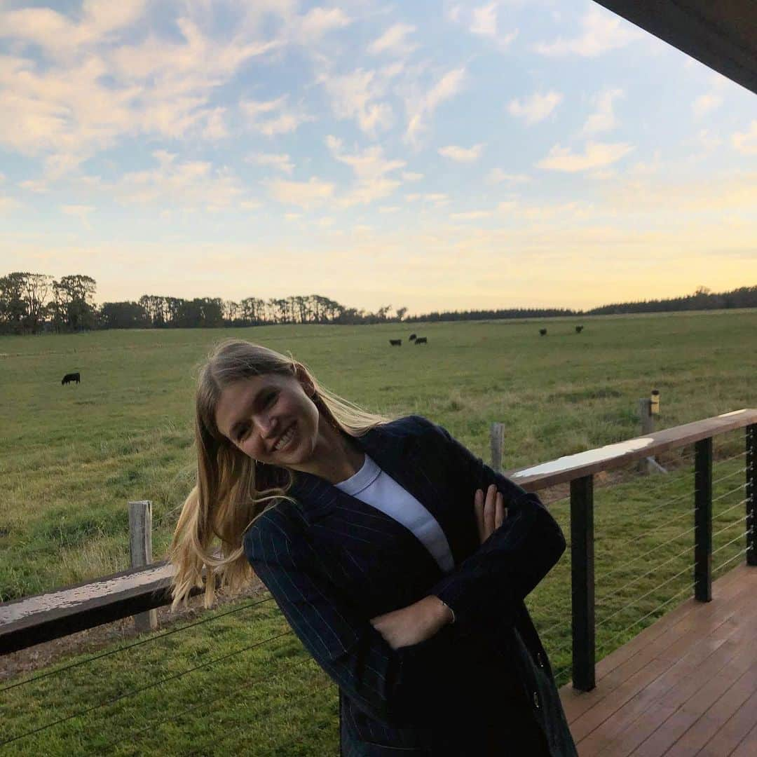 ロハン・ブロウニングのインスタグラム：「Great weekend with the heifers」