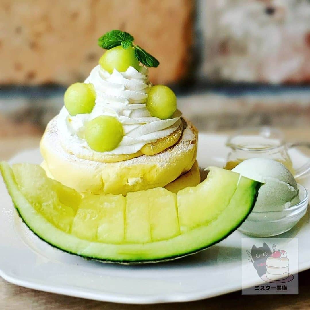 ミスター黒猫（黒猫仙人）のグルメインスタ