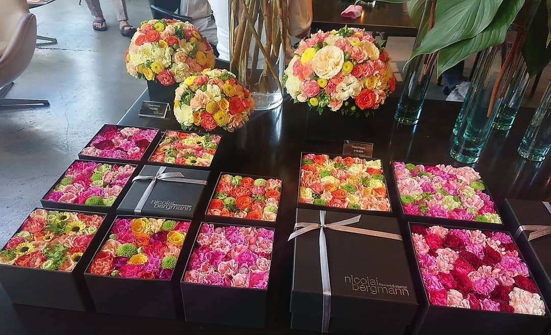 Ayunaさんのインスタグラム写真 Ayunainstagram フラワーボックス ニコライバーグマン ニコライバーグマン