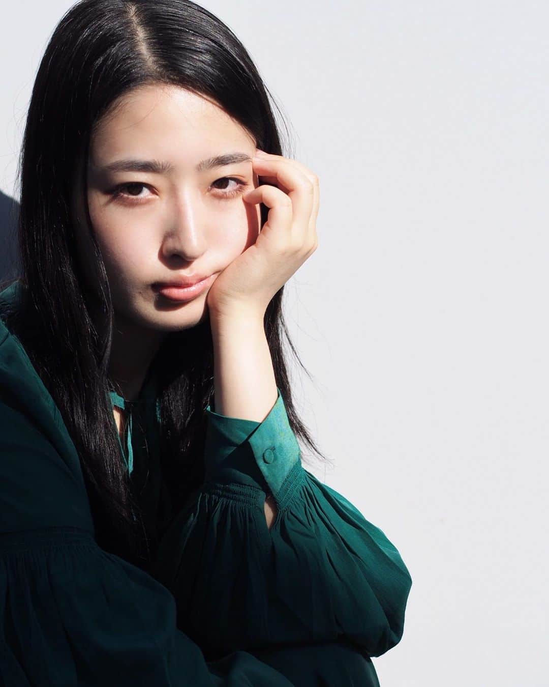 AO のインスタグラム：「最近ちゃんと野菜とってるから健康的 主にレタスだけど🥬 TikTokアップしてるのでのぞいてね〜 #olympus#olympuspen#photography#camera#ミラーレス一眼#オリンパス#オリンパスペン」