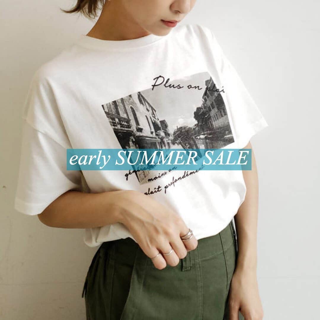 のインスタグラム：「early SUMMER SALE開催中！  本日はSTRIPE CLUB オススメSALEアイテムをご紹介します♪  気になるアイテムは画像タップで お値段や詳細をチェックしてみてくださいね✅  これからの季節、大活躍間違いなしのアイテムをお得にご購入頂けるチャンスです！🌻 . #stripeclub#ストライプクラブ」