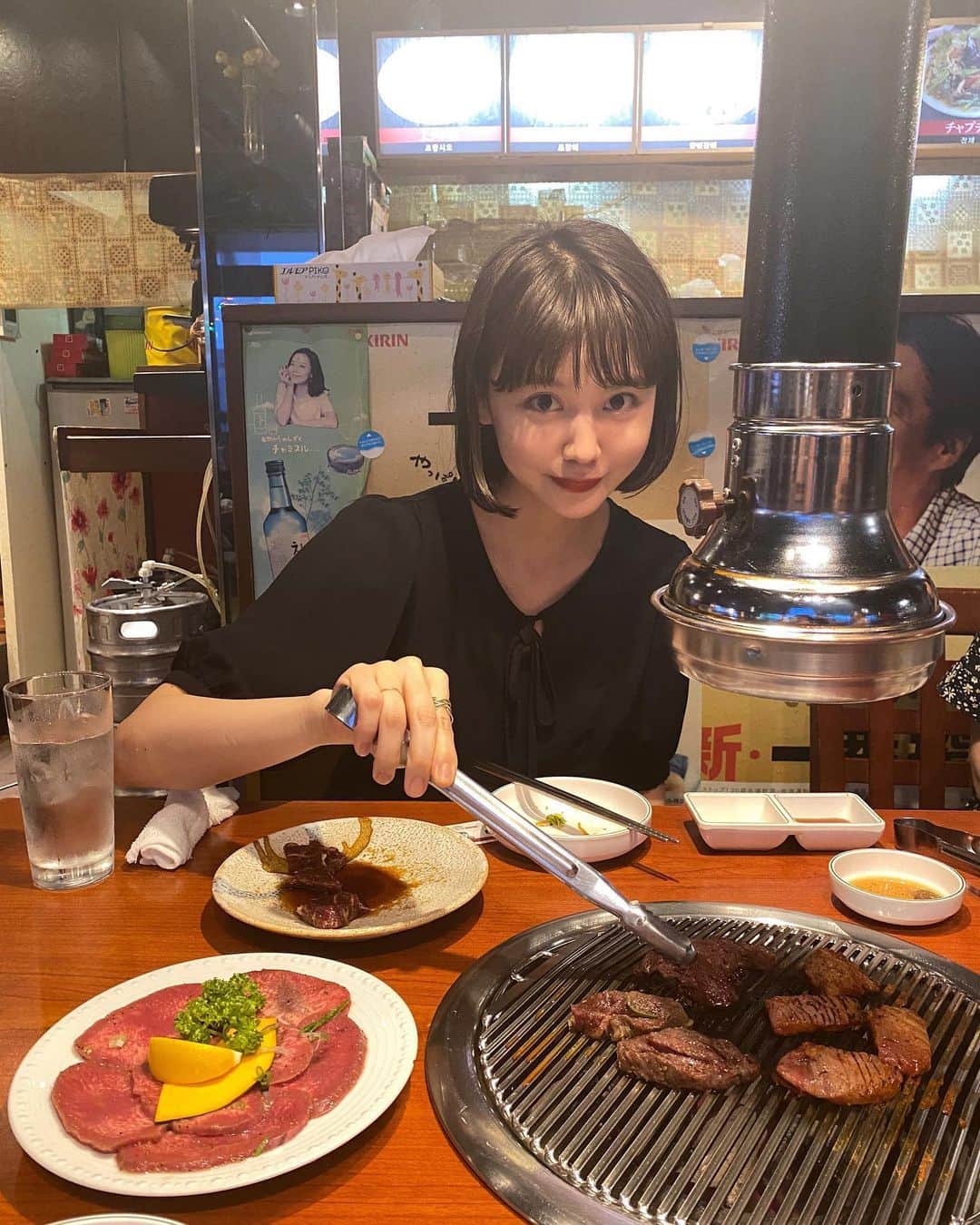 村田倫子さんのインスタグラム写真 - (村田倫子Instagram)「久しぶりに家族揃ってご飯を食べました。 外食をするのは、いつぶりだろう…。 元気そうな両親と妹をみて安心した週末。 お互いにこれからも元気でいようね。」6月7日 21時00分 - rinco1023