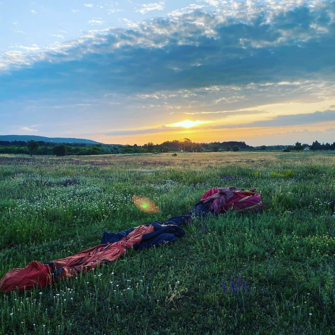 アンドレア・オズヴァルトさんのインスタグラム写真 - (アンドレア・オズヴァルトInstagram)「Never seen the #Balaton like that before! 😍😍😍#myday #sundayfunday #holiday #hotbaloon #experience #neverforget #hotairballoon #mongolfiera #hőlégballon #bakancslista #bucketlist」6月7日 21時33分 - andreaosvart