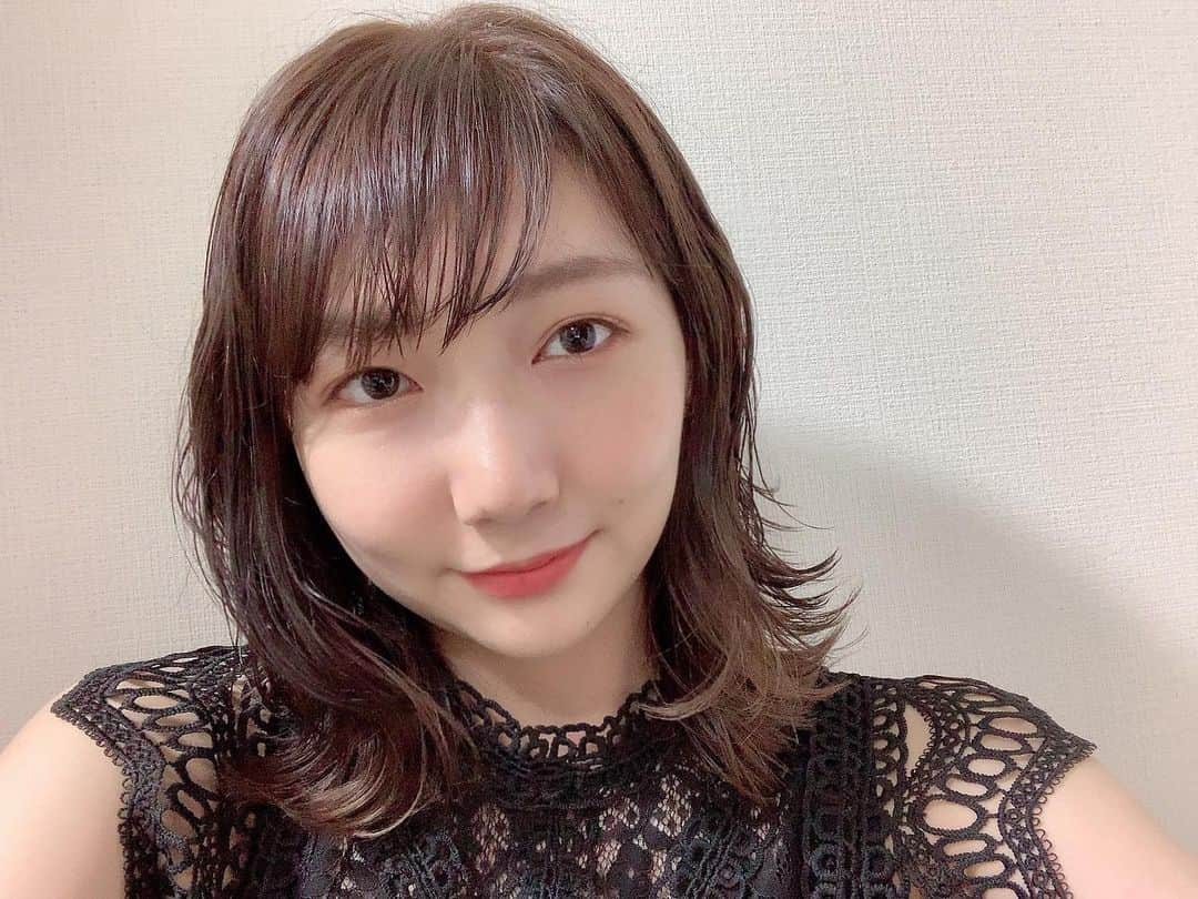 ゆきのしんのインスタグラム：「バッサリさっぱりにしていただきました☺️✨ ありがとうございました😂 #minx原宿  #バッサリ」