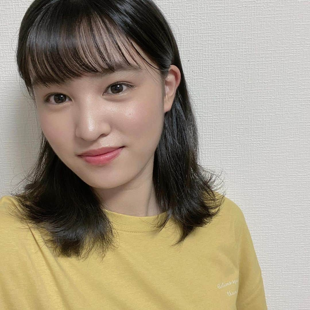 星野蒼良さんのインスタグラム写真 - (星野蒼良Instagram)「・ 去年くらいから 黄色の服が増えてきたなー  #髪の毛くるくる #ばってん少女隊　#星野蒼良」6月7日 22時06分 - hoshino_sora_official