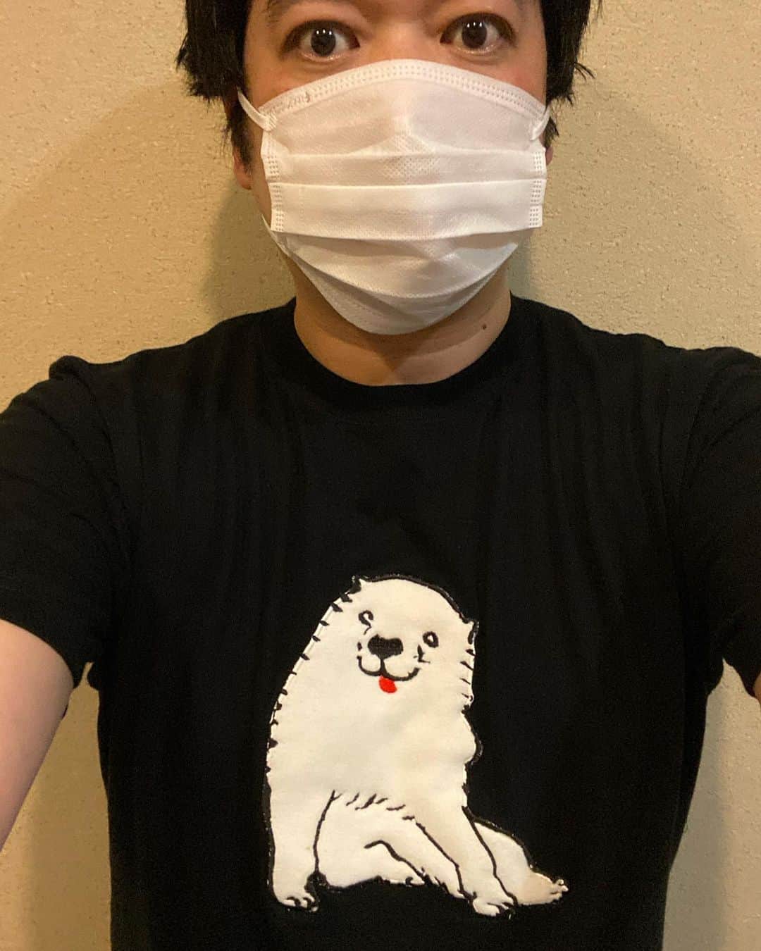 みずしな孝之のインスタグラム：「オンエアご覧頂いたみなさまありがとうございました。本日着ていたのは長沢芦雪Tシャツです。 #渋谷クロスfm」