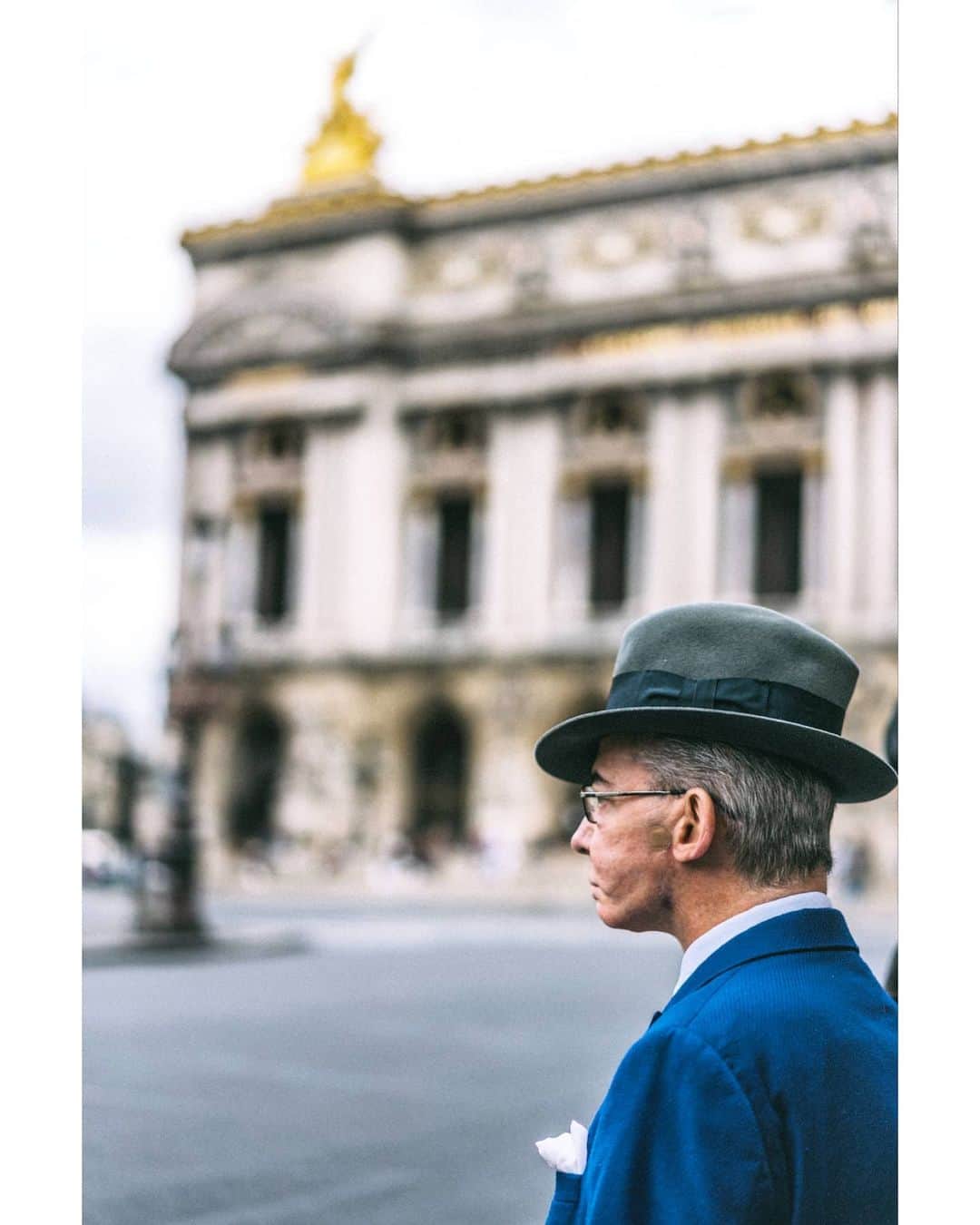 VuTheara Khamのインスタグラム：「Hatman, Opera Garnier, Paris, 2020 It's series of street pictures taken yesterday.」