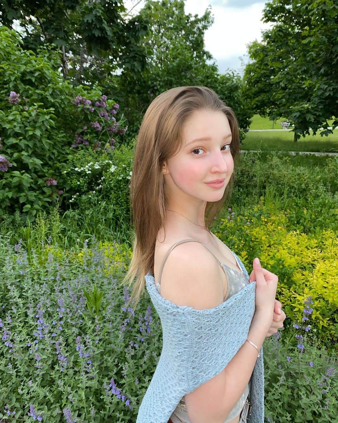 マリア・ソツコワのインスタグラム：「Наконец-то лето😍🎉 #mariyasotskova  #mariasotskova  #marysot」