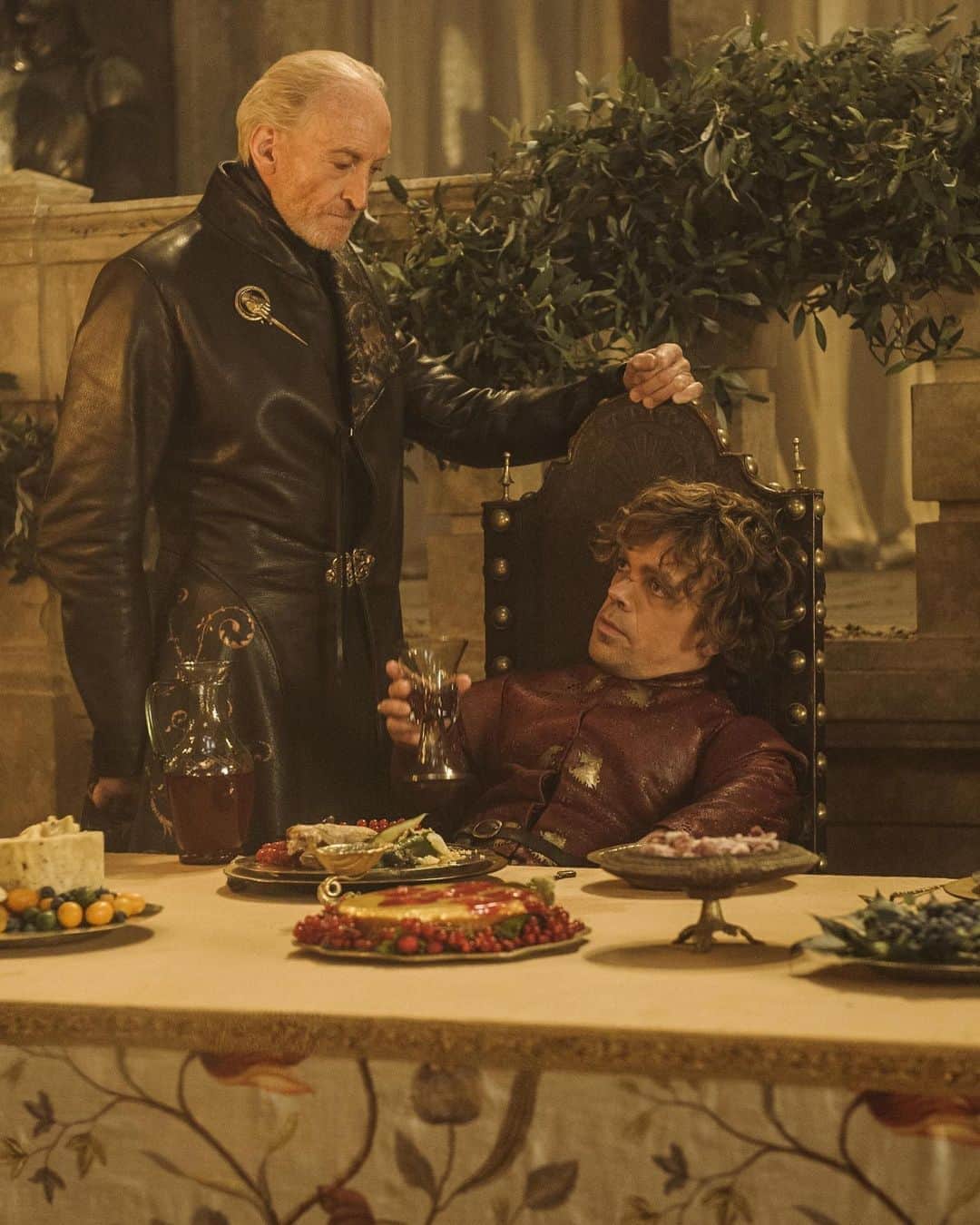 ピーター・ディンクレイジのインスタグラム：「Comment your favorite Tywin quote」