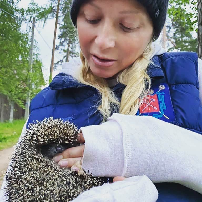 エレーナ・ベレズナヤさんのインスタグラム写真 - (エレーナ・ベレズナヤInstagram)「Кожаный нос」6月8日 5時04分 - berezhnayaofficial