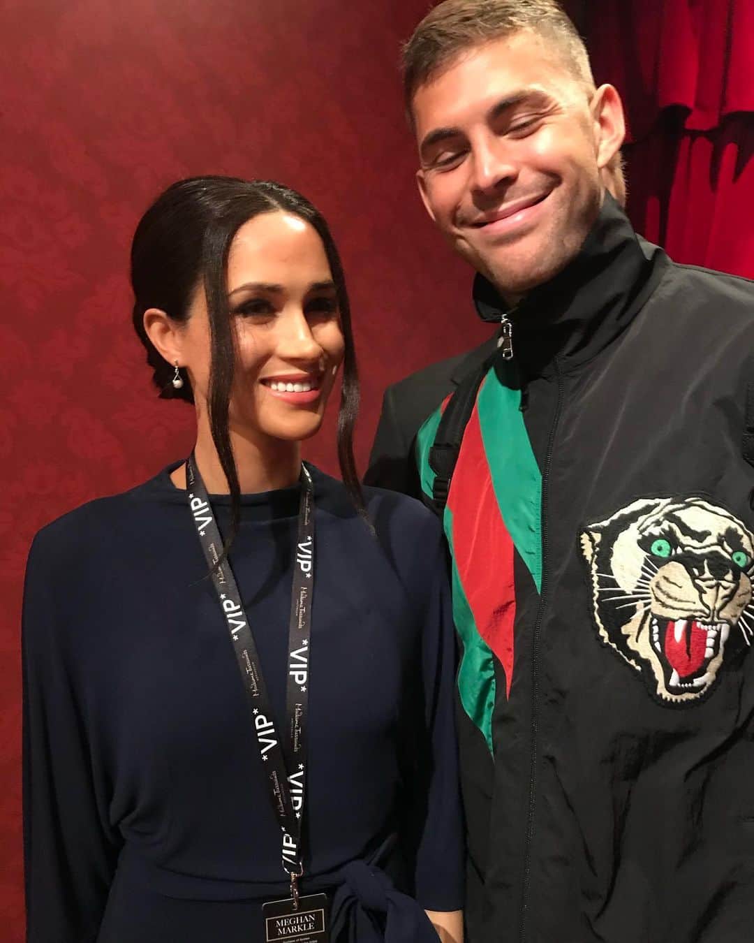 のインスタグラム：「Nice weekend with good people. Especially honoured to have a picture with Die Kanzlerin #amsterdam #madametussauds」