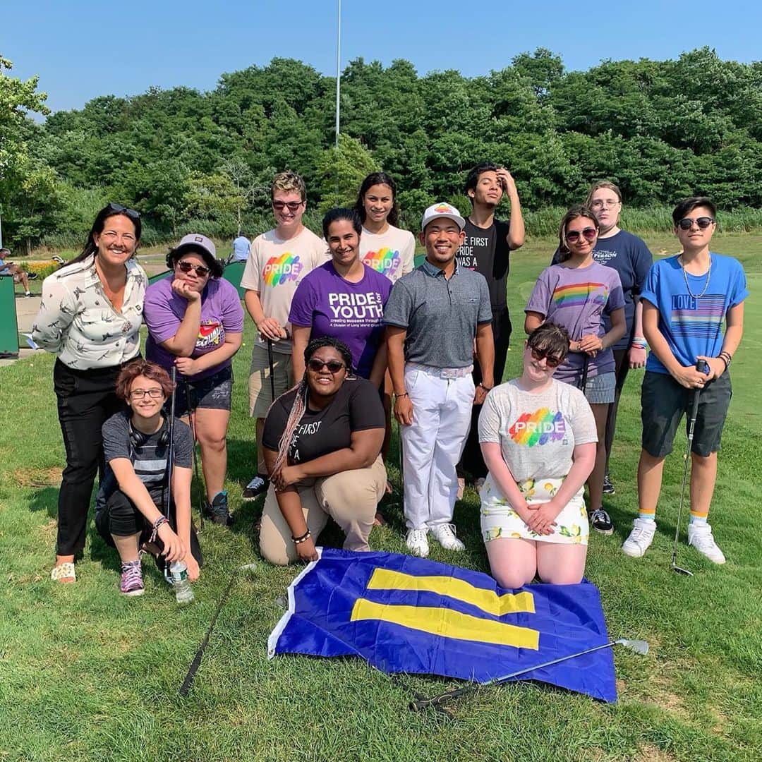タッド・フジカワさんのインスタグラム写真 - (タッド・フジカワInstagram)「Last year I did a youth golf clinic for the @humanrightscampaign and @prideforyouth. I was supposedly there to teach them but they were the ones teaching me.  It truly was an eye opening experience for me. I've never had the privilege to be in an environment like that and it really opened my eyes to see how important it is to be educated about gender preferences/identities and creating spaces where our youth is able to explore, learn, and grow.  With what is going on in our world and it being pride month. It just made me think about these kids being of all different races, backgrounds, and sexualities. Despite their differences they were still so loving and supportive of each other. They created a space where everyone could be authentic and still feel totally safe in their own skin. I think it's a great lesson that so many of us need to learn and understand.  There is so much hate and discrimination in our society (even within the LGBTQ community). It is not acceptable. People need to be educated on racism, sexism, transphobia, homophobic, etc. And all of that starts with educating ourselves and then speaking out.  All the protesting is finally creating some change. I hope all of you see the impact we can make by standing up for each other. This is just the beginning of what could be a time that gives ALL of us equal opportunities and changes so many lives. We must continue taking action for the oppressed. We can't stop fighting until we can all be ourselves and be PROUD together. 🏳️‍🌈 • • #hrc #professional #golfer #golf #youth #athlete #asian #life #love #newyork #travel #pride #visibility #inspiration #lesbian #transgender #bisexual #queer #genderfluid #gay #instagay #gayguy #gayboy #inclusion #lgbtq #advocate #activist #instagram #influencer #blacklivesmatter」6月8日 8時30分 - taddy808