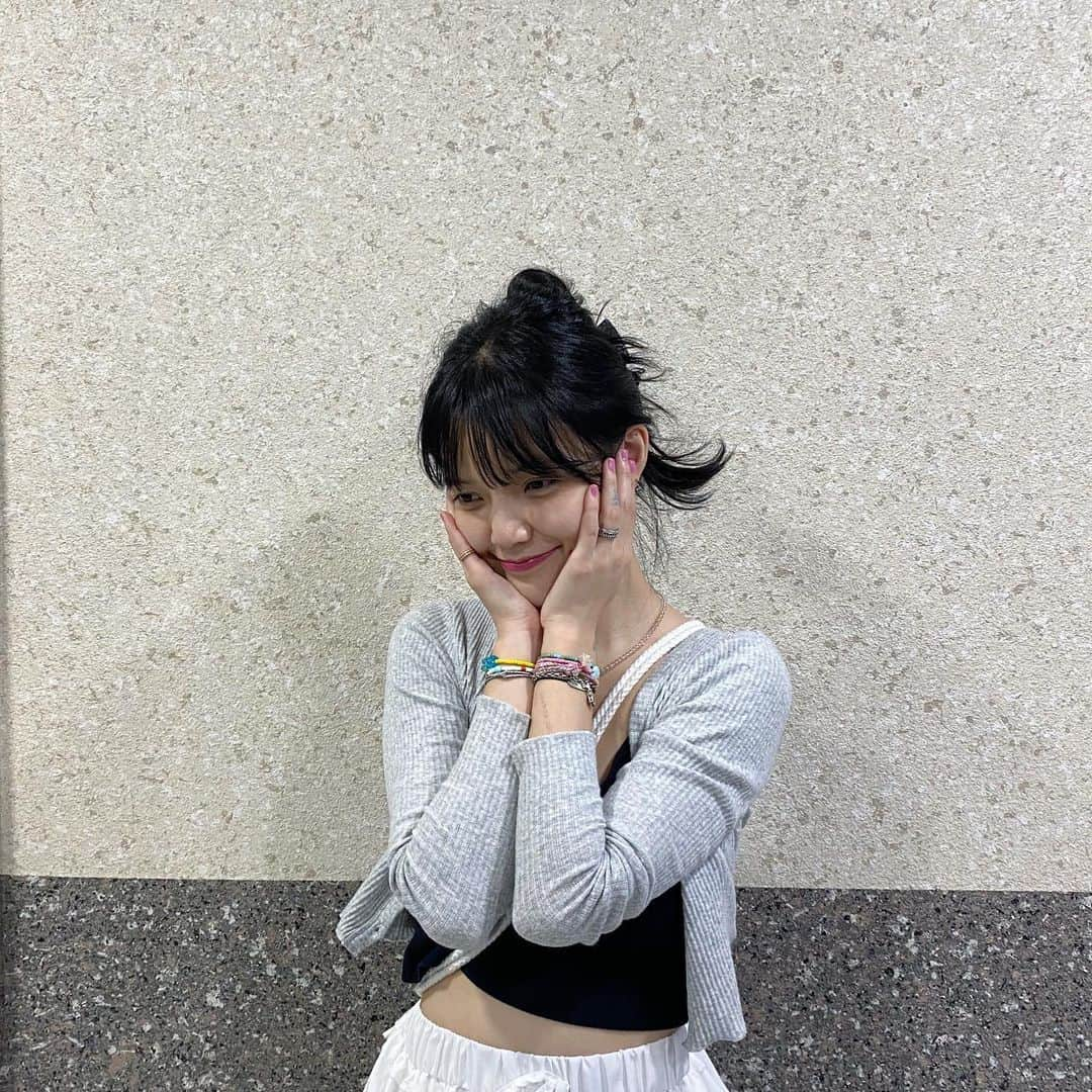 ジミンさんのインスタグラム写真 - (ジミンInstagram)「출근!퇴!근!」6月8日 18時52分 - jiminbaby_18