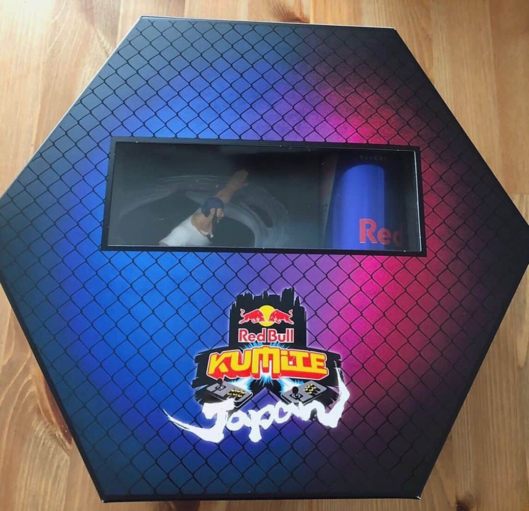 gachikunのインスタグラム：「. オープナーラシード🌪  #redbull#redbullkumite#redbulljapan」