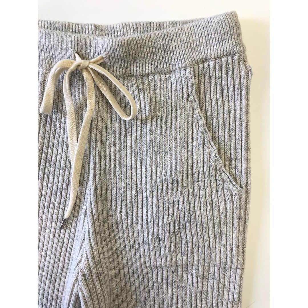 イリアンローヴのインスタグラム：「iliannloeb 20AW collection ・ ・ Cotton/Silk knit pants ・ ・  #iliannloeb#イリアンローヴ#イリアンローブ#knit#japanknit#madeinjapan#fashion」