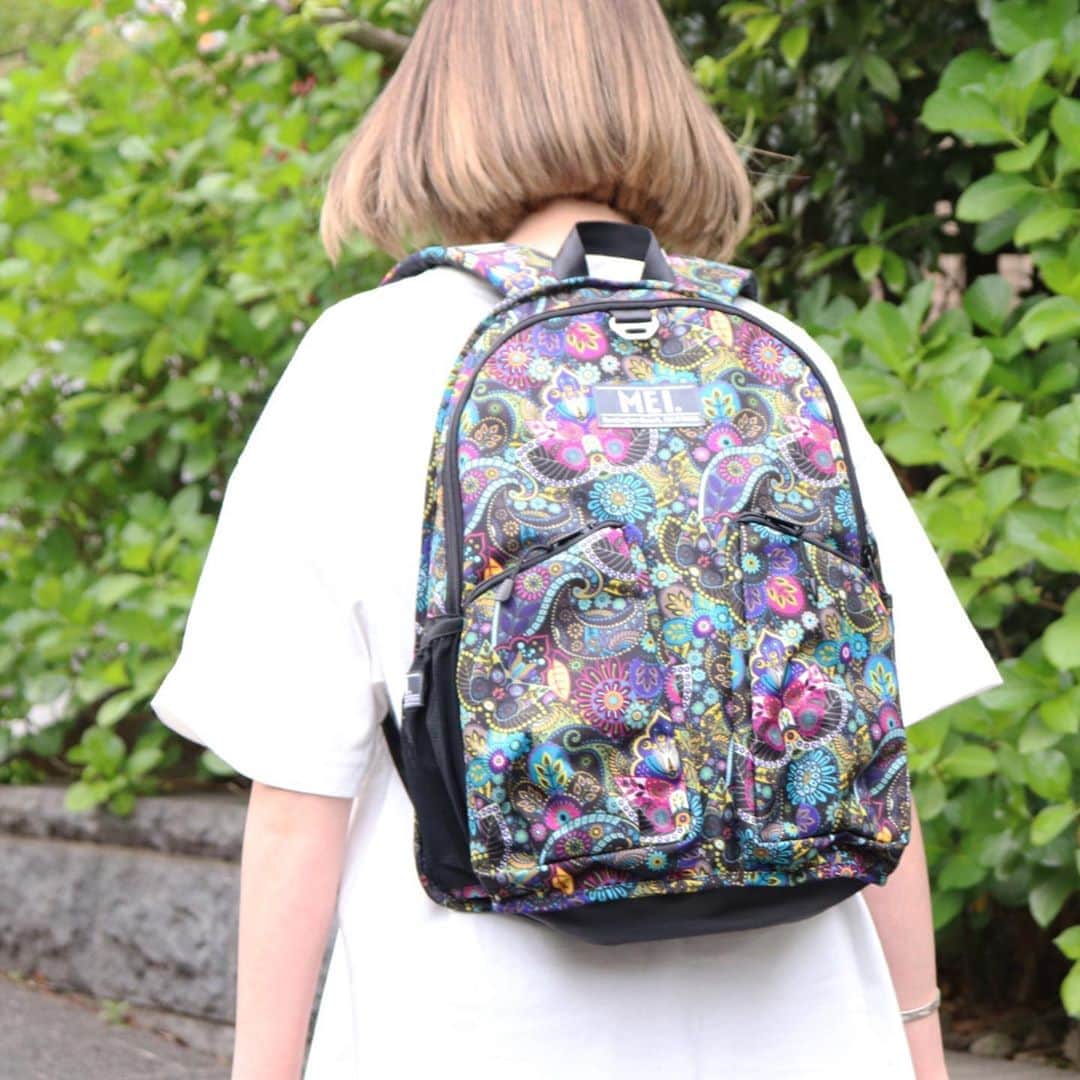 MEI(メイ) のインスタグラム：「MEI 2020 SPRING/SUMMER URBAN collection  MEI-000-201004（１枚目） PT 2PCK BACK PACK ￥8,900+tax カラー展開：BLACK系, BROWN系  MEI-000-201003（２枚目） PT REVERSIVLE 2WAY ￥8,900+tax カラー展開：BLACK系, BROWN系  #mei #meibag #mei_bag #メイ #メイバッグ #backpack #バックパック #tote #トート #recycledpolyester #リサイクルポリエステル #sustainable #サスティナブル #outdoor #アウトドア #camp #キャンプ」