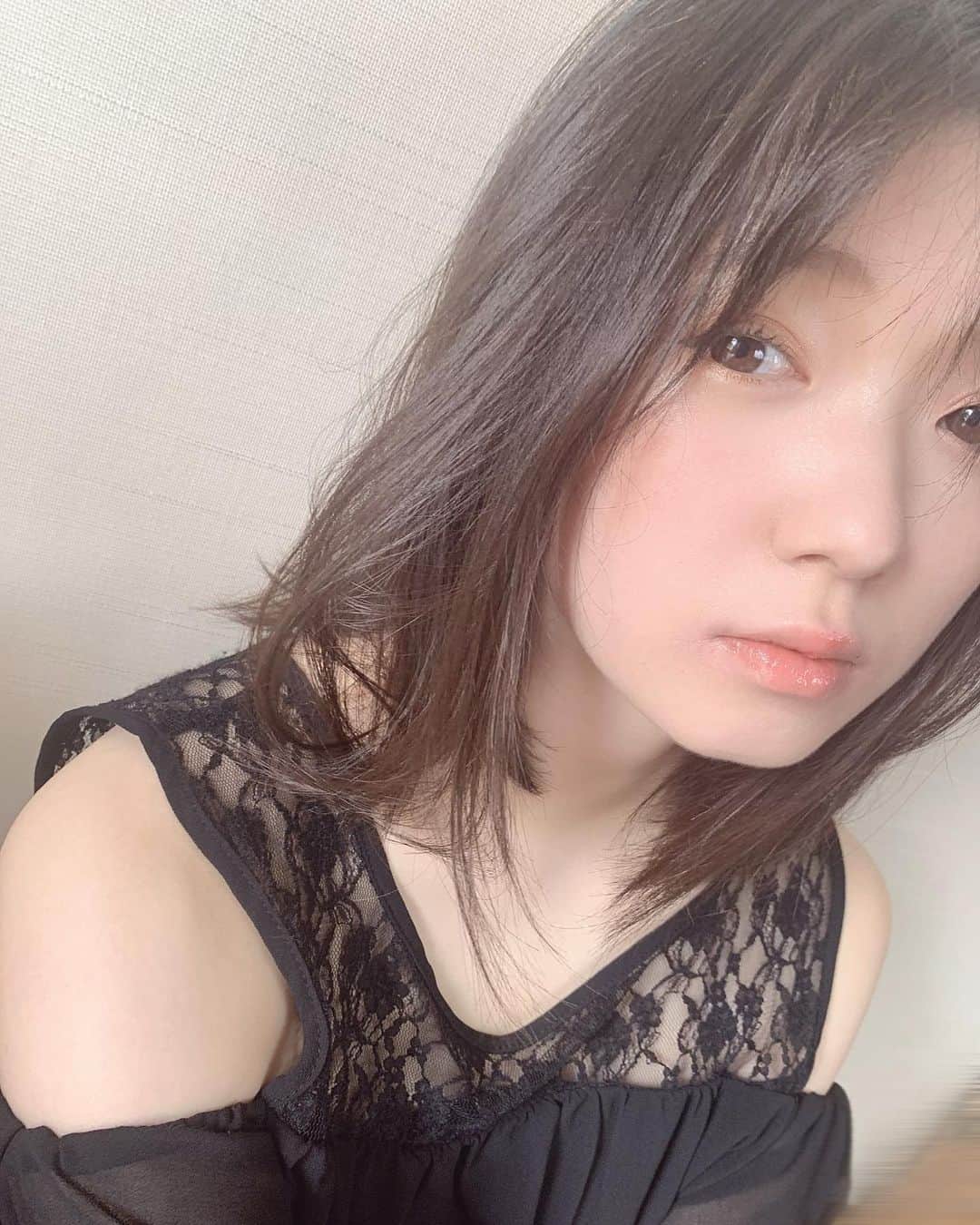 山岸理子のインスタグラム