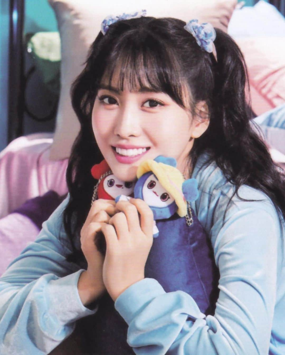 モモさんのインスタグラム写真 - (モモInstagram)「♡ [Scan] 200608 - TWICELIGHTS in Japan Photobook -  #MOMO #트와이스 #모모 #平井もも #もも #TWICE ©️ztothek」6月8日 14時17分 - momojype