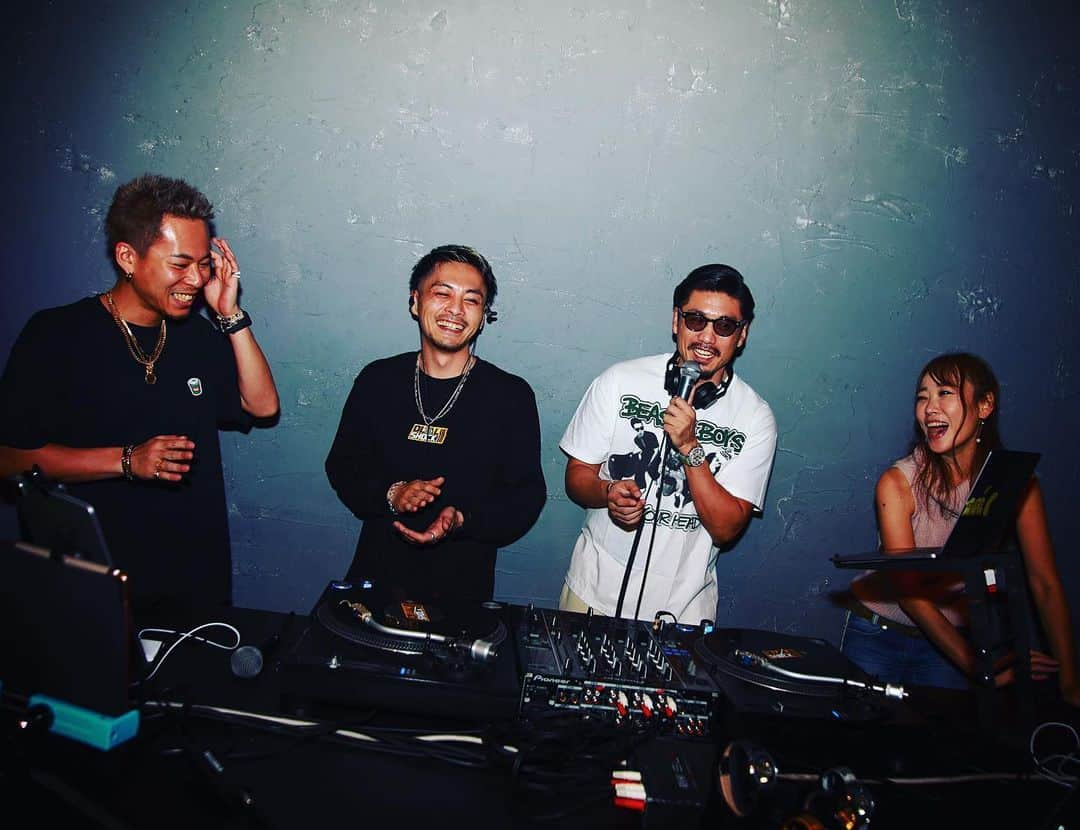 DJ HALさんのインスタグラム写真 - (DJ HALInstagram)「🌟✨💫SMILE💫✨🌟 Photo by @sho__hayakawa 📸  #17liver #harlem  #principe」6月8日 14時43分 - djhal