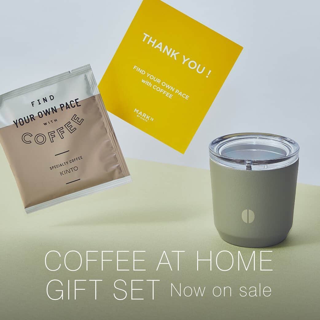 KINTOさんのインスタグラム写真 - (KINTOInstagram)「[Special: COFFEE AT HOME GIFT SET now on sale]⁠⠀ コーヒーとタンブラーでありがとうを贈る「COFFEE AT HOME GIFT SET」の販売をスタート。TO GO TUMBLER 240mlサイズに、名前やイニシャル、記念日、メッセージ、イラストなどを、MARK IT BY KINTOからお好みのデザインを選んで刻印できます。さらに、Single O Japan（@single_ojapan）のローストした豆を使ったドリップバッグ付き。贈る方のパーソナリティーに合わせた、スペシャルなギフトをお届けいたします。⁠⠀ ⁠⠀ セット内容：⁠⠀ ・TO GO TUMBLER 240ml （刻印あり）x1個 ⁠⠀ ・［限定特典］ドリップバッグ x 5個⁠⠀ *THANK YOU メッセージカード付⁠⠀ ⁠⠀ 販売価格：タンブラー商品代（3,080円） + 加工代（550円〜）⁠⠀ 加工代：イニシャル印字 550円、イラスト・テキスト印字 660円⁠⠀ 送料：全国一律550円。5,500円以上で送料無料。⁠⠀ （詳しくはLinkin.bioをクリック @kintojapan）⁠⠀ ---⁠⠀ Send thanks to your special someone with the "COFFEE AT HOME GIFT SET" that is now on sale. The set includes TO GO TUMBLER 240ml with laser printing and KINTO DRIP BAG using coffee beans from Single O Japan (@single_ojapan). ⁠⠀ ⁠⠀ Set includes:⁠⠀ TO GO TUMBLER 240ml (x1) with laser printing⁠⠀ [Special gift] Drip bag (x5) ⁠⠀ *Comes with THANK YOU message card⁠⠀ ⁠⠀ Price: TO GO TUMBLER 240ml (3,080 yen) + Printing fee (550 yen~)⁠⠀ Printing fee: Initial letters 550 yen, Illustrations and texts 660 yen⁠⠀ Shipping fee: Flat rate 550 yen. Free shipping over 5,500 yen. ⁠⠀ (see linkin.bio @kintojapan)⁠⠀ .⁠⠀ .⁠⠀ .⁠⠀ #kinto #キントー #singleojapan #coffeeroaster #specialtycoffee #tumbler #mybottle #zerowaste #mytumbler #waterbottle #simplelife #fathersday #fathersdaygift #giftidea #lifestyle #ecolife #コーヒー #ドリップコーヒー #タンブラー #マイボトル  #水筒 #ライフスタイル #シンプルデザイン #インテリア #暮らしの道具 #暮らしを楽しむ #シンプルな暮らし #丁寧な暮らし #父の日 #父の日ギフト」6月8日 15時05分 - kintojapan