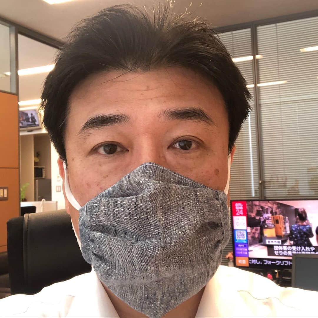 木原稔のインスタグラム：「麻素材、軽い！」