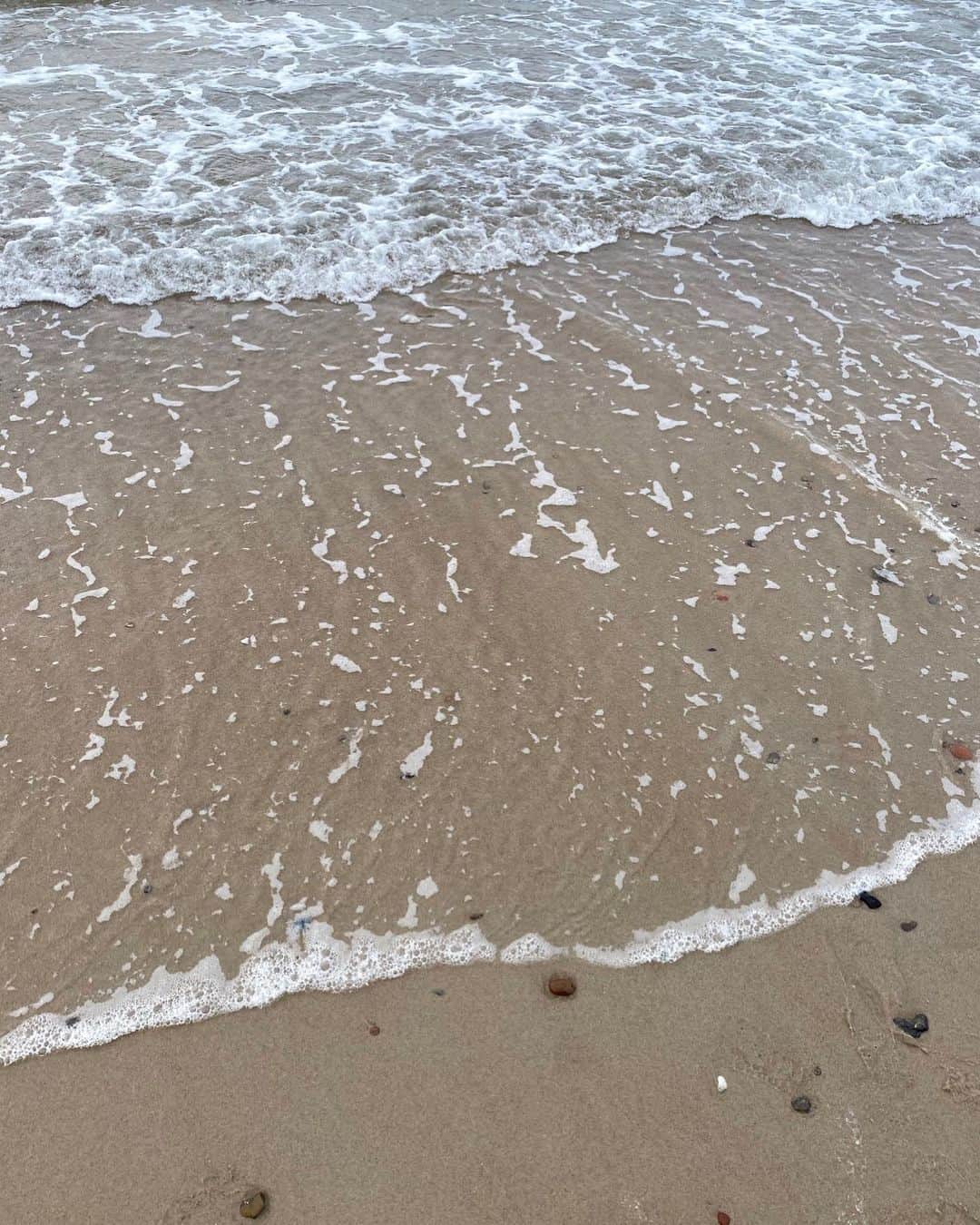 ペニーレ・タイスベックのインスタグラム：「My happy place 🌊」