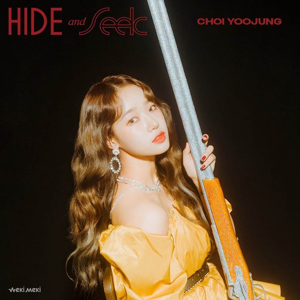 Weki Mekiのインスタグラム：「Weki Meki 3rd Mini Album <HIDE and SEEK> Concept Photo #1 HIDE ver. ⠀ 2020. 06. 18 6PM Coming Soon ⠀ #WekiMeki #HIDEandSEEK #CHOIYOOJUNG」