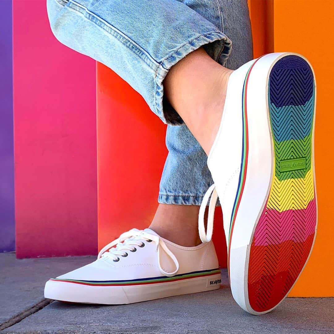 シービーズのインスタグラム：「Pride.⁣ ⁣⁣ ⁣As we launch this collection we honor the history of marginalized communities and the continued fight against injustice. When we met to discuss this years' Pride Collection, it was just after the 50 year anniversary of the Stonewall Riots, the inspiration behind Pride Month.⁣ ⁣⁣ ⁣While we've come a long way, there is still a lot of work to be done. We are committed to being an advocate to the community not only during Pride Month but year-round.⁣ ⁣⁣ ⁣Continuing our partnership with Pacific Pride Foundation - @pridecentersb - $5 from every pair sold will support the wide array of free and low cost services they offer to the LGBTQ+ community.⁣ ⁣⁣ ⁣Shop the link in our bio 🌈」