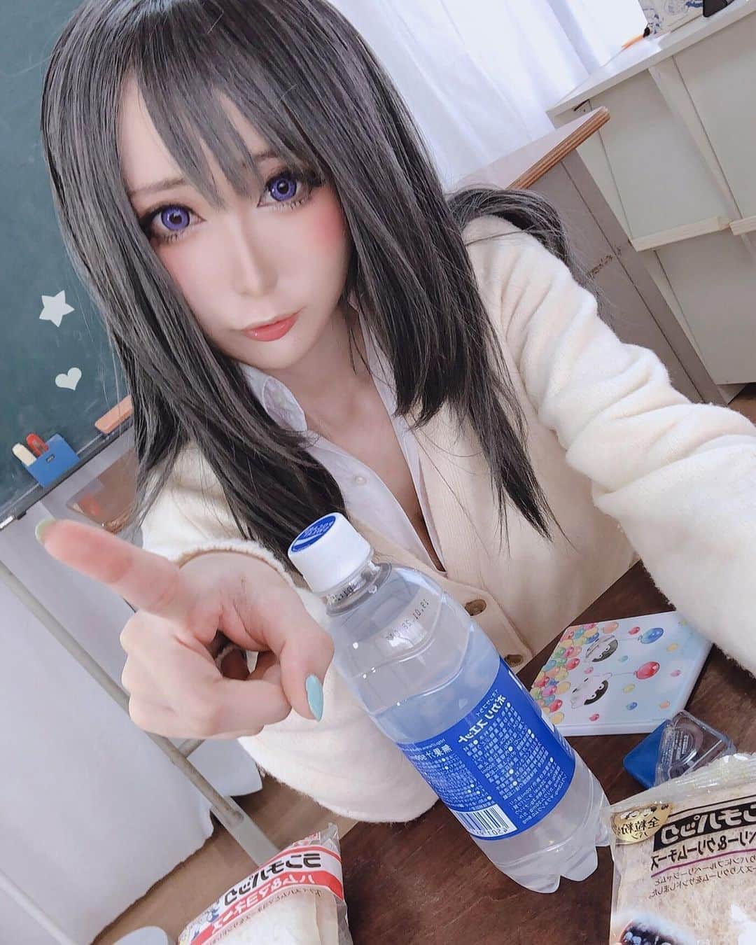 のインスタグラム：「#世界海洋デー 6月8日は世界海洋デー  ツイートはこちら https://twitter.com/chamomi017/status/1269783974152335360?s=21  #自撮り #制服コーデ #撮影 #コスプレ好き #cosplaylife #cosplaylove #cosplayfun  #cosplaygirl #cosplay #cosplayer #cosplaymodel #cosplayphoto #salfie #自撮り女子 #コスプレ女子 #コスプレイヤー #制服 #学生コーデ #chamomile #chamomilecosplay #カモミール #コスプレイヤーカモミール #オリジナル」