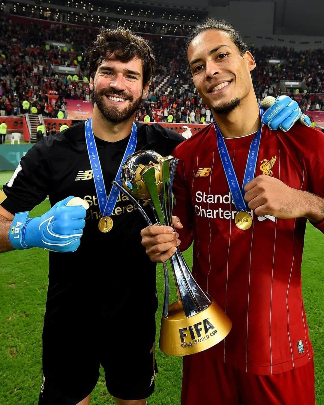 リヴァプールFCさんのインスタグラム写真 - (リヴァプールFCInstagram)「💫 VVD x AB1 💫 This pair 🤩 #LFC #LiverpoolFC #VVD #AB1」6月9日 4時45分 - liverpoolfc