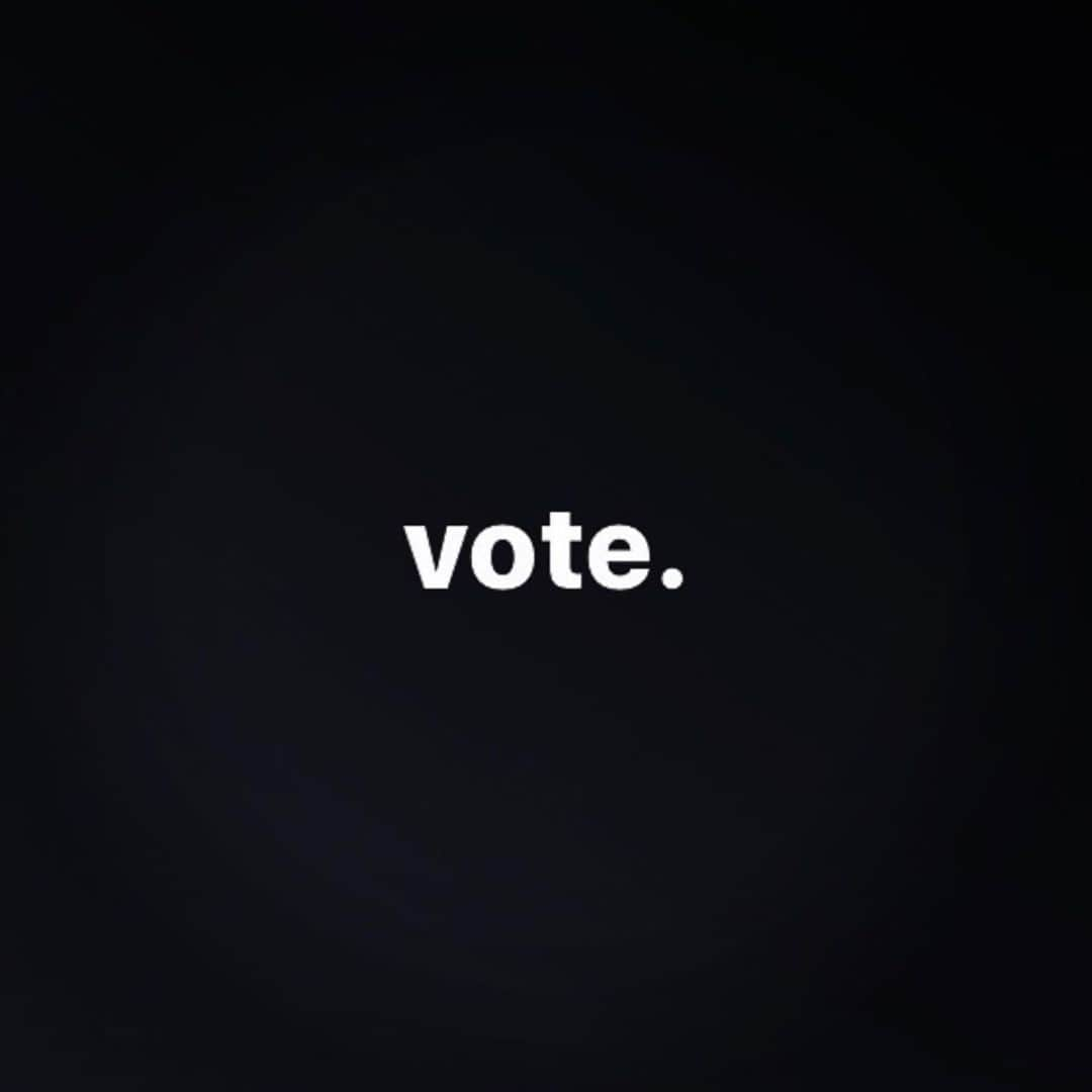 デュア・リパさんのインスタグラム写真 - (デュア・リパInstagram)「For those that have been following me for a little while all know how I feel about voting and the importance of it. How I urge each and every single one of you to take a hold of your future. #WokeVote is unapologetically changing the face of politics. DeJuana Thompson is passionate about her community and founded #WokeVote to build people's understanding of their own political power and to ask them to believe in voting again. #WokeVote starts by training new Black organisers so that they have the tools and knowledge to mobilise and empower their communities to get the representation they deserve. Swipe up on my story to donate and find out more about @wokevote !! #ARTISTSFORBLACKLIVES」6月8日 20時19分 - dualipa