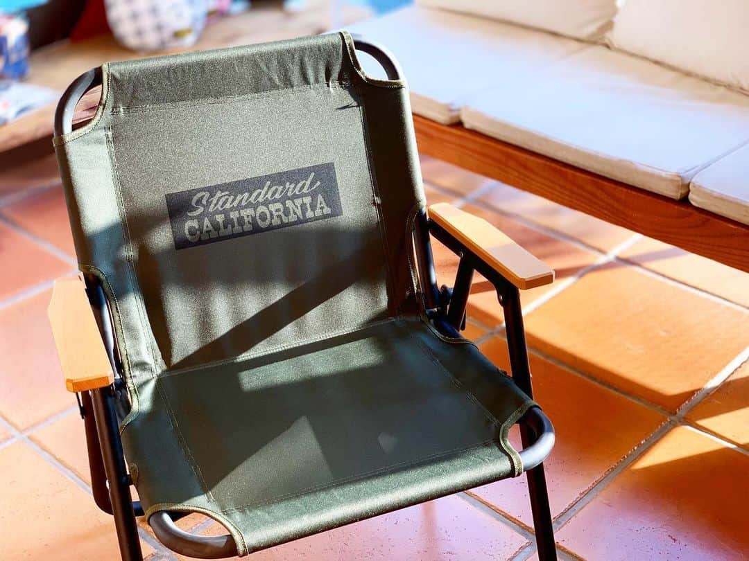 スタンダードカリフォルニアさんのインスタグラム写真 - (スタンダードカリフォルニアInstagram)「SD Folding Chair One-Seater  #standardcalifornia  #スタンダードカリフォルニア #chair #椅子 #camp #キャンプ #outdoor #アウトドア #fashion #ファッション」6月8日 20時20分 - standardcalifornia