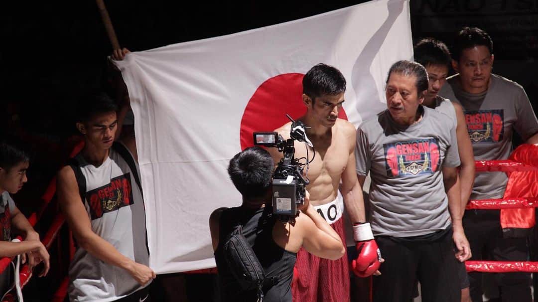 尚玄のインスタグラム：「Check out the article of “#GensanPunch” on @screendaily !! 映画『#GensanPunch #義足のボクサー』(監督 @brillante_mendoza ) の新しい記事がScreen Dailyにアップされました。今月行われるカンヌのヴァーチャルマーケットではフッテージも流れるようです。これから世界中に広がりますように。  #Boxing #Film #Japan #Okinawa #Fukuoka #Philippines #ボクシング #映画 #日本 #沖縄 #福岡 #フィリピン」