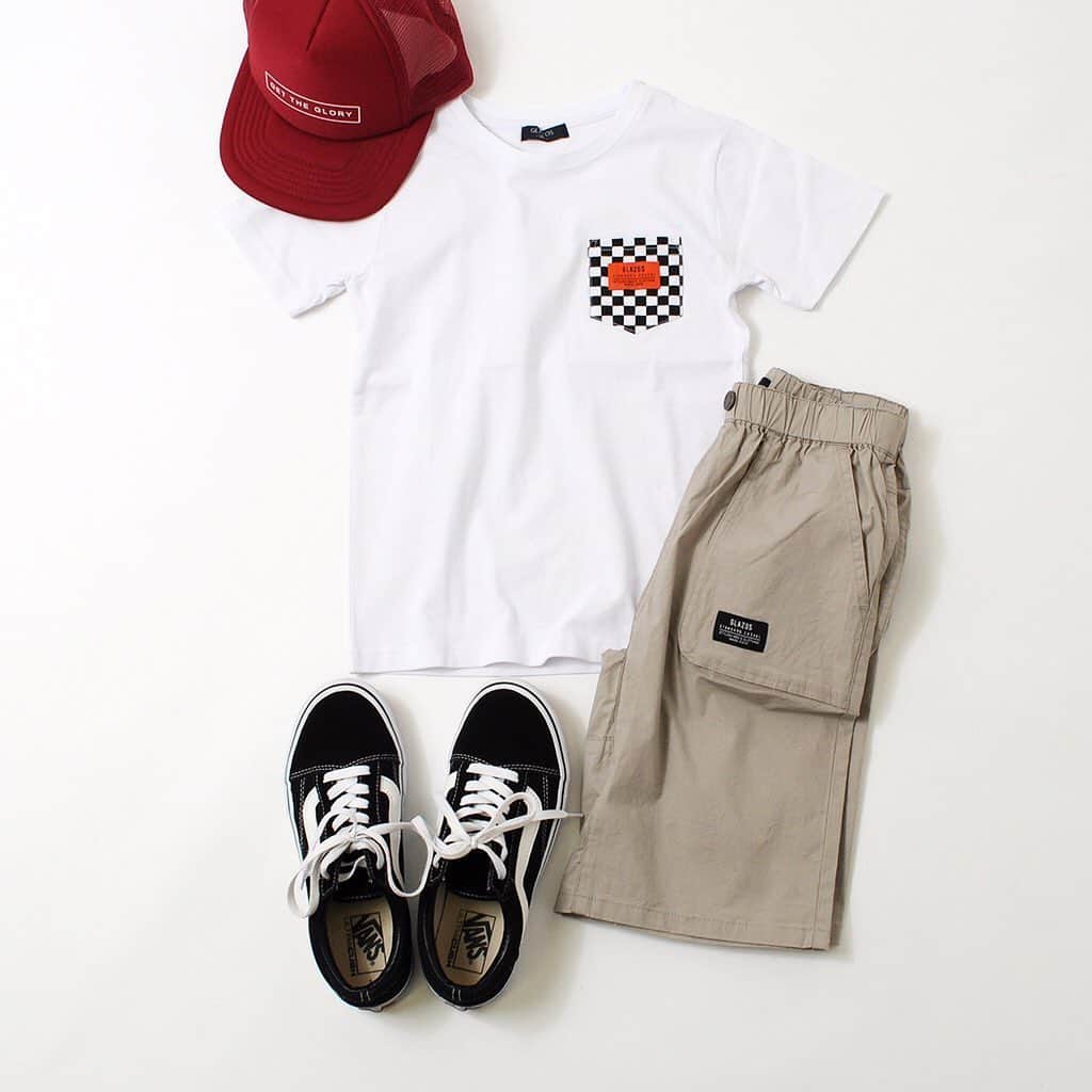 GLAZOSさんのインスタグラム写真 - (GLAZOSInstagram)「. Summer recommended items . #GLAZOS の夏アイテム 多数ご用意しております◎ . 今夏はプチプラTや 夏素材のボトムなどなど 季節感のあるアイテムで取り揃えております♩ . ぜひ気になるアイテム チェックしてみてください～ . #boy #kids #fashion #summer #小学生 #中学生 #wear #男の子 #ボーイズファッション #コーデ #プチプラ #Tshirts #tops #new #新作 #ハーフパンツ #halfpants」6月8日 21時56分 - glazos_official