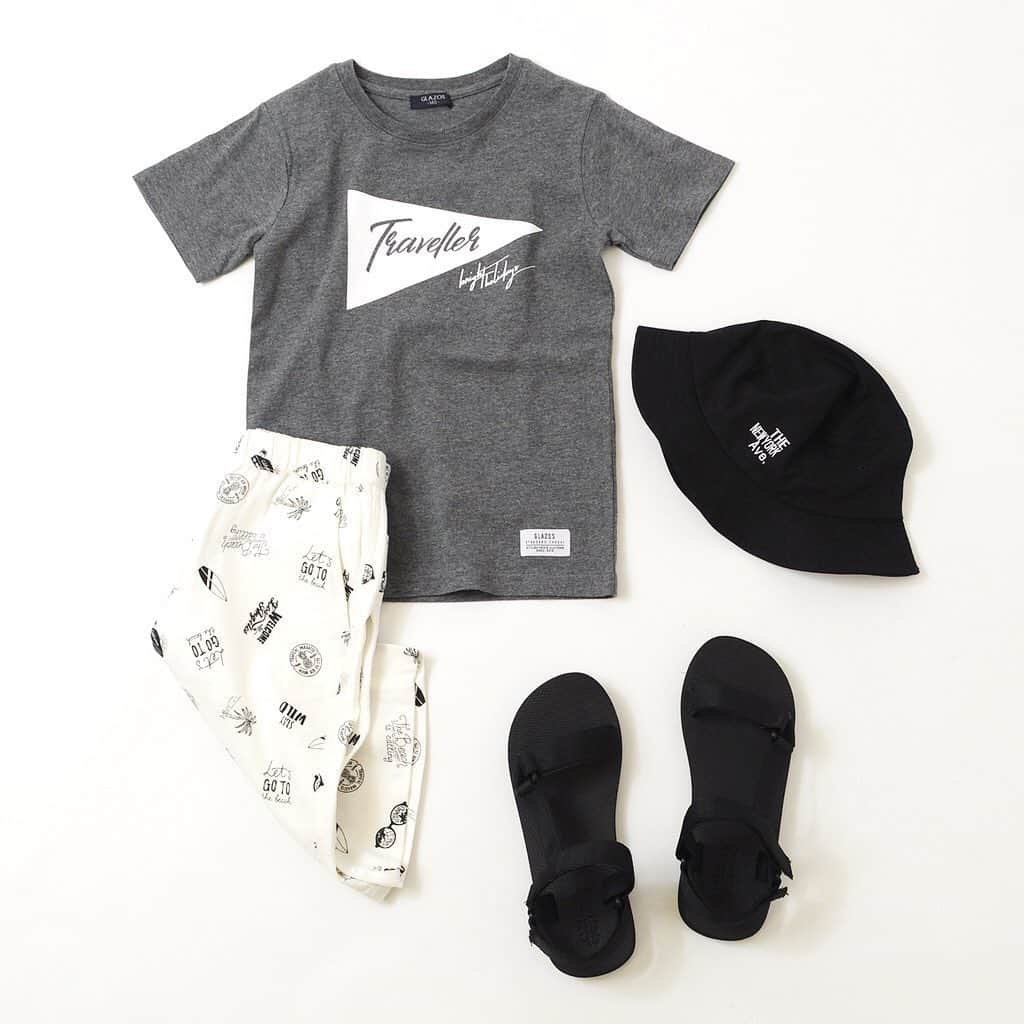 GLAZOSさんのインスタグラム写真 - (GLAZOSInstagram)「. Summer recommended items . #GLAZOS の夏アイテム 多数ご用意しております◎ . 今夏はプチプラTや 夏素材のボトムなどなど 季節感のあるアイテムで取り揃えております♩ . ぜひ気になるアイテム チェックしてみてください～ . #boy #kids #fashion #summer #小学生 #中学生 #wear #男の子 #ボーイズファッション #コーデ #プチプラ #Tshirts #tops #new #新作 #ハーフパンツ #halfpants」6月8日 21時56分 - glazos_official