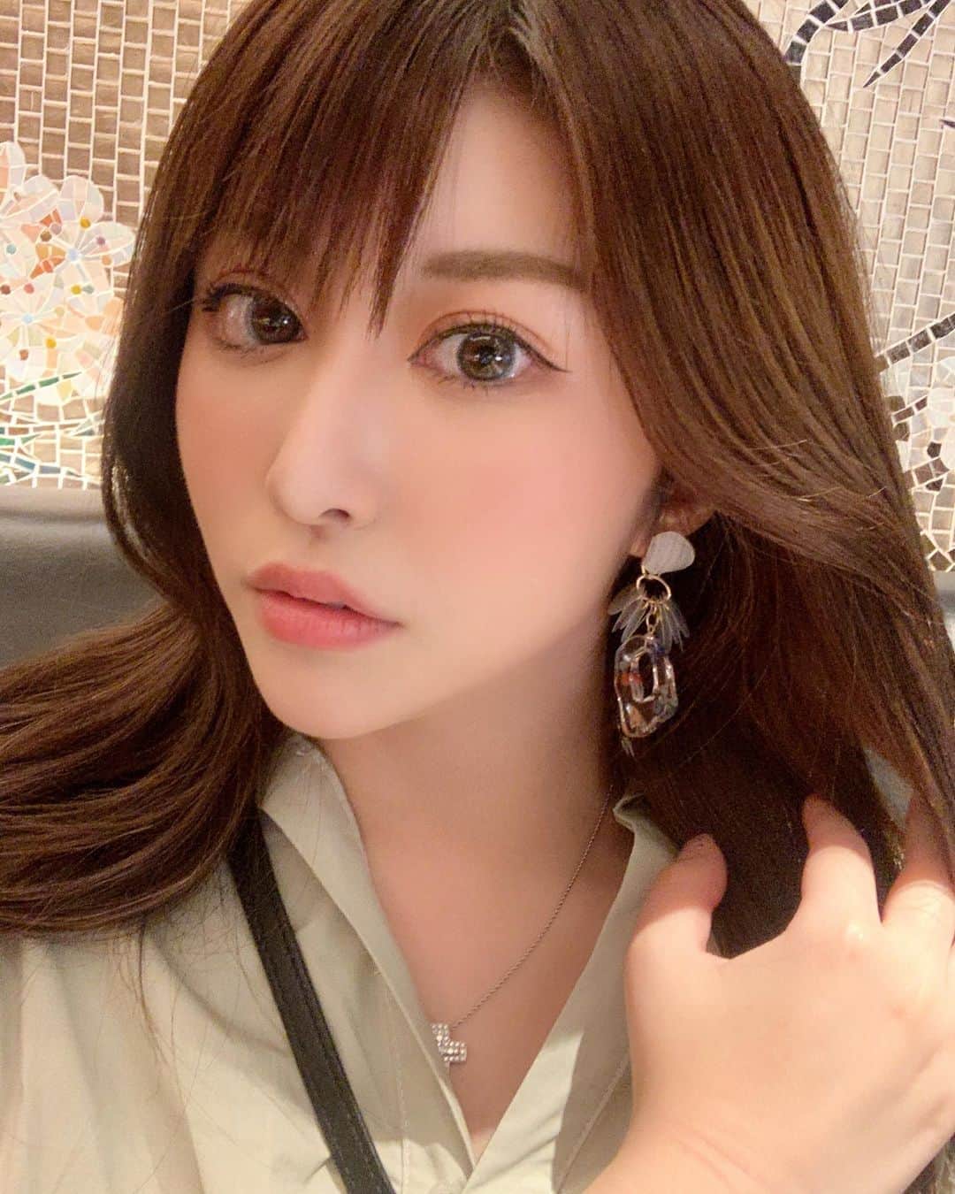 のインスタグラム：「YouTube更新したよ♡ . . . . #東京平均点女子 #youtube #動画クリエイター #selfie」